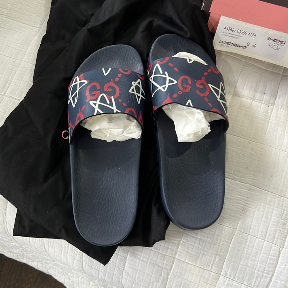 Authentic GUCCI GucciGhost Print Womens Slide Sandals size 40 (runs narrow)